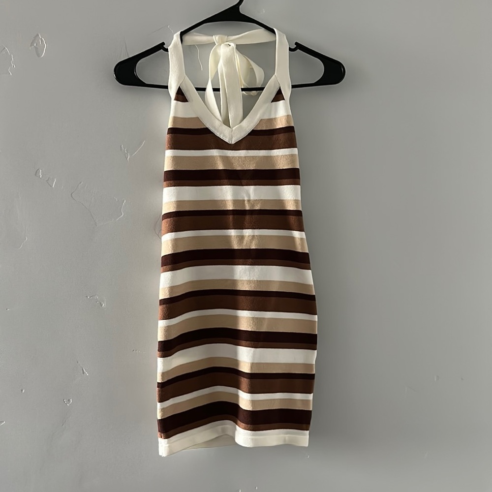 Princess Polly Halter dress size S/M 🤎